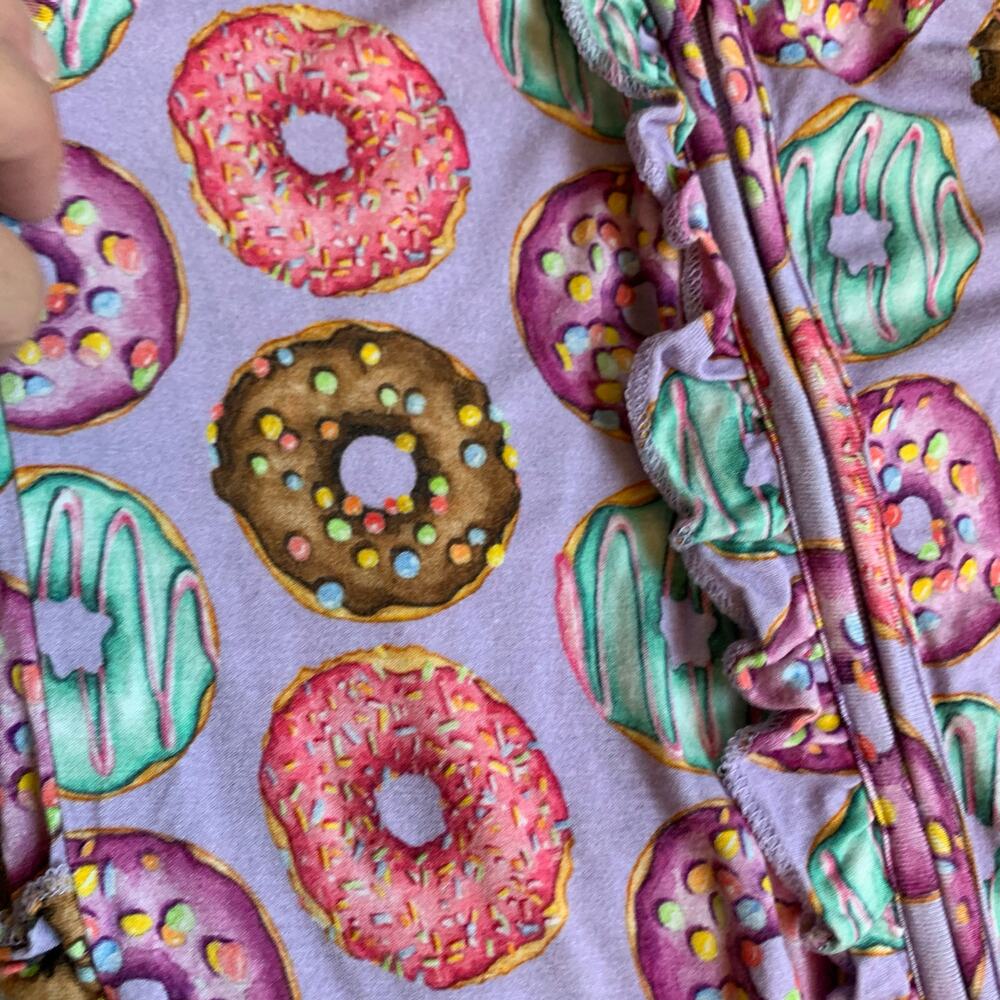 Bums & Roses Donut Ruffle Footie - Picture 2 of 7